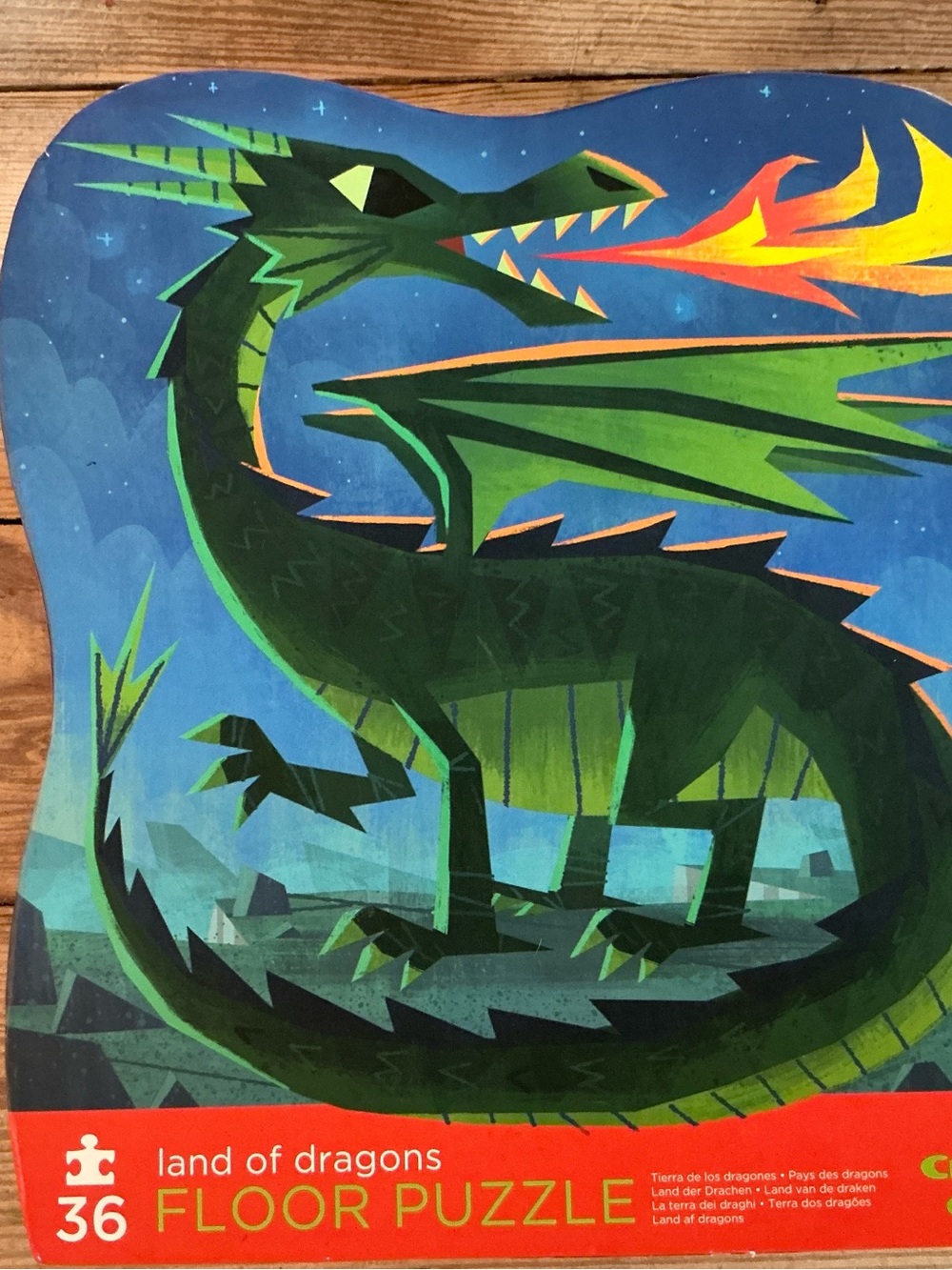 NIB Crocodile Creek Land of Dragons Green Floor Puzzle - 36 Piece